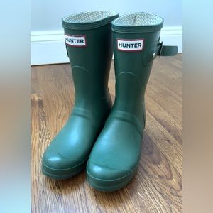 Hunters Women's Original Short Green Rain Boots size 8.5